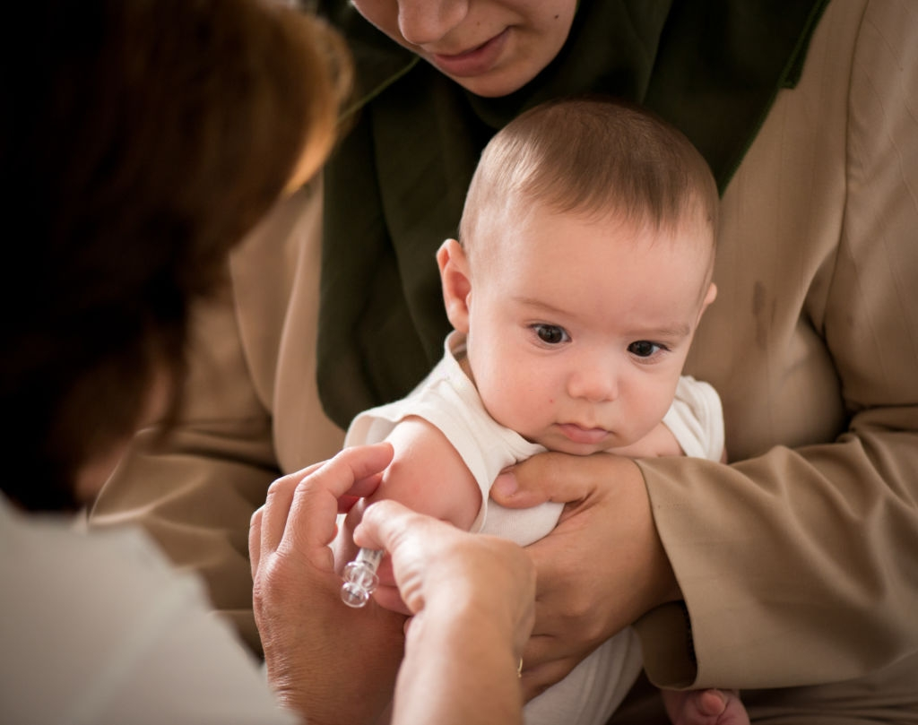 Tahapan Usia Imunisasi Anak 