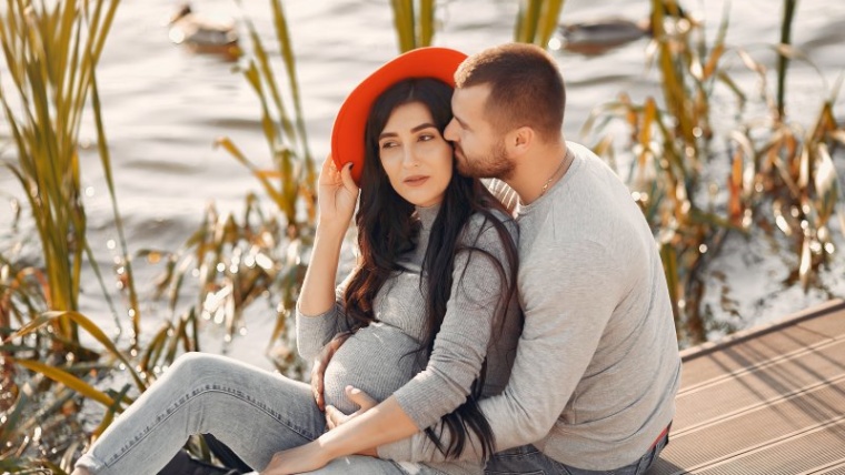 Inspirasi Maternity Shoot Unik dan Murah Meriah