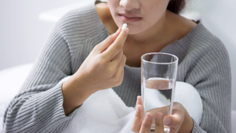 Moms, Pernah Minum Obat Antibiotik? Yuk Kenali Manfaat, Dosis, dan Efek Samping Antibiotik