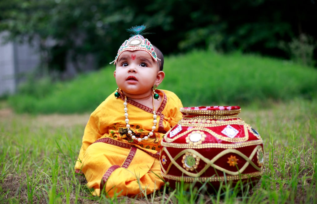 4 Nama Bayi Perempuan Hindu dengan Arti yang Paling Moms Sukai