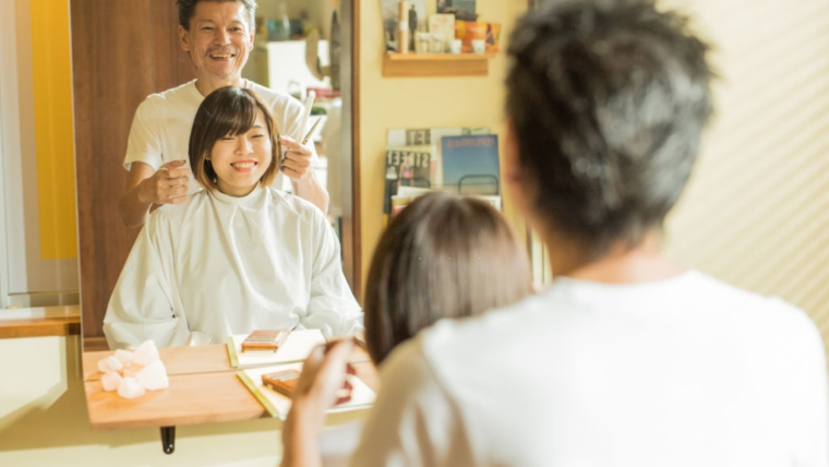 Sebelum Memotong Style Rambut Ibu Hamil, Ketahui Fakta & Mitosnya