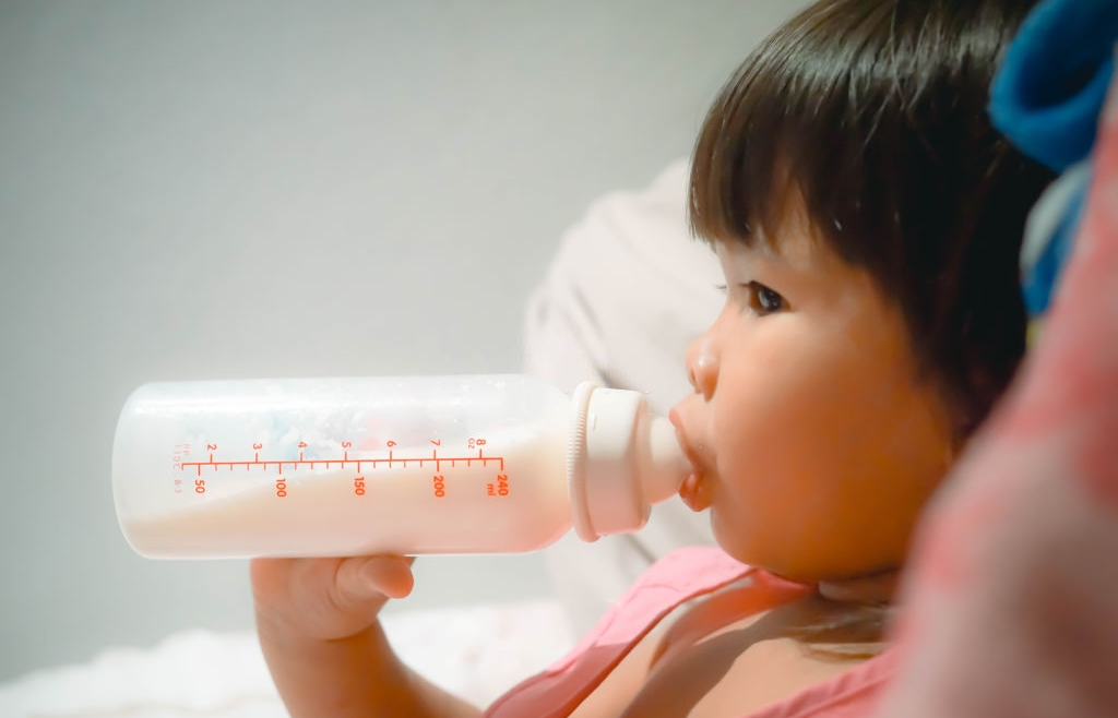 Jangan Khawatir, Ini Jenis Susu Formula untuk Bayi Alergi Susu Sapi