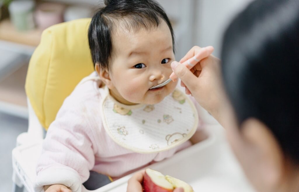 Yuk Moms, Penuhi Gizi Bayi dengan Makanan Sehat Bayi 6 Bulan