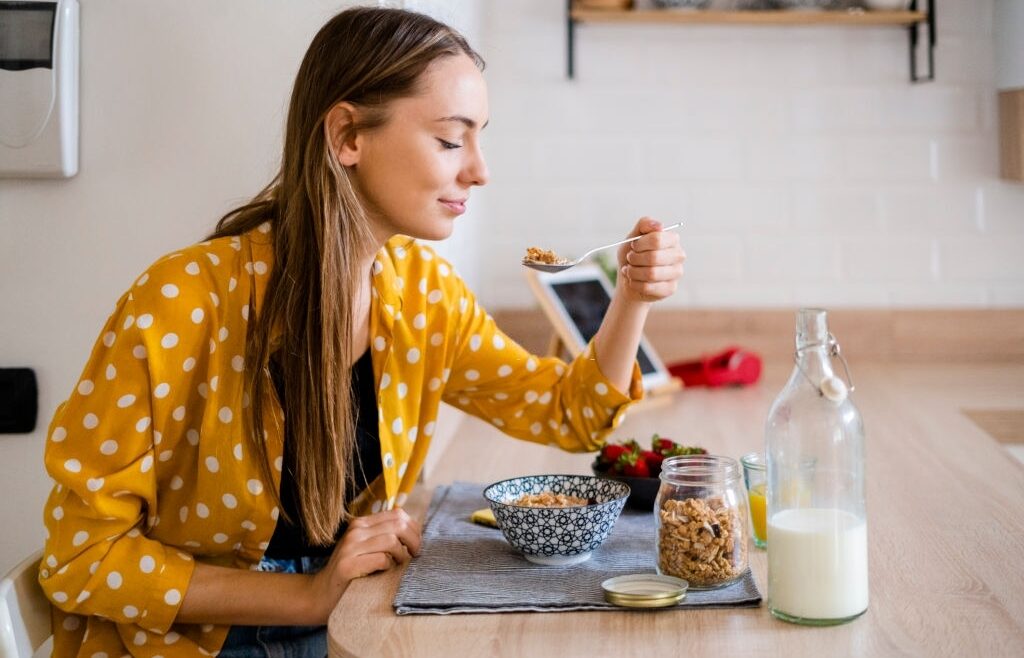 Cara Cepat Hamil dengan Konsumsi 8 Makanan Sehat Ini, Moms Wajib Tahu