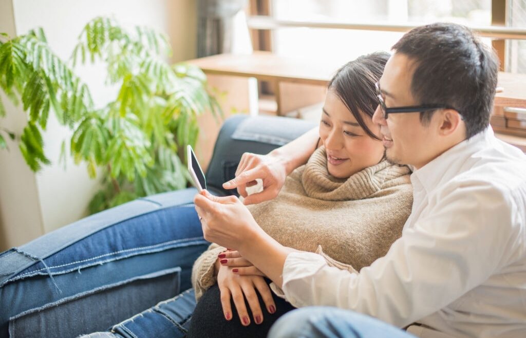 Moms Sedang Cari Nama Anak Bayi Laki-Laki? Gunakan Aplikasi ini