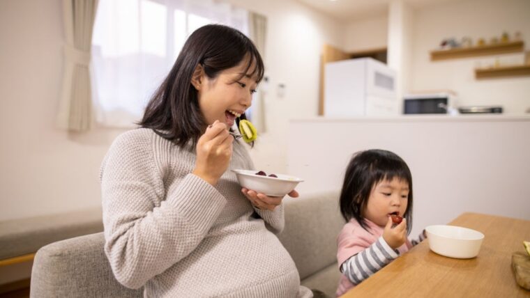 7 Makanan Baik untuk Ibu Hamil yang Wajib Dikonsumsi Demi Kesehatan Janin